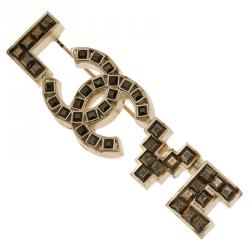 مملوكة مسبقًا Chanel CC Love Brooch