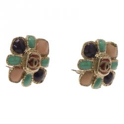 مملوكة مسبقًا أقراط شانيل CC وردة إيناميل متعددة الألوان ذهبية اللون بكلبس