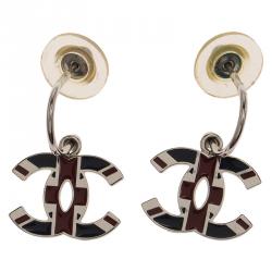 Pre Owned Chanel Interlocking CC English Flag Enamel Silver Tone Drop Earrings