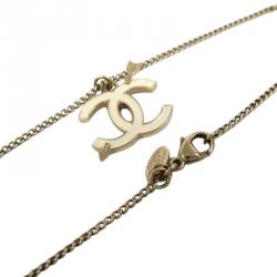 Pre Owned Chanel CC White Enamel Silver Tone Pendant Necklace