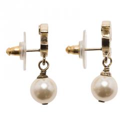Pre Owned Chanel CC Mini Pearl Earrings