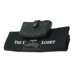 مملوكة مسبقًا Chanel Black Quilted Glitter Caviar Leather Iphone Pouch