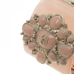 مملوكة مسبقًا Chanel CC Peach Resin Gold Tone Wide Cuff Bracelet 17cm