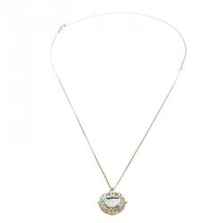 مملوكة مسبقًا قلادة شانيل CC راتنغ أزرق دلاية حجر ذهبية اللون