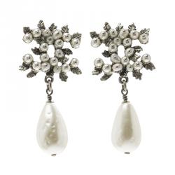Pre Owned Chanel CC Logo Pearl Silver Tone Drop Earrings