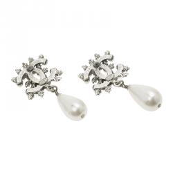 Pre Owned Chanel CC Logo Pearl Silver Tone Drop Earrings