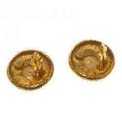 Pre Owned Chanel Vintage Faux Pearl Gold Tone Clip-on Stud Earrings