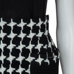Pre Owned Chanel Monochrome Cashmere High Waist Houndstooth Skirt S