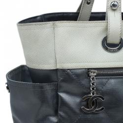مملوكة مسبقًا Chanel Metallic Grey Coated Canvas Large Quilted Paris Biarritz  Tote