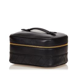 Pre Owned Chanel Black Quilted Lambskin Vanity Case