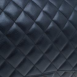 مملوكة مسبقًا Chanel Black Caviar Leather Classic Maxi Double Flap Bag