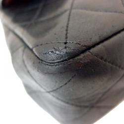 مملوكة مسبقًا حقيبة شانيل ماتيلاس 25 جلد أسود كلاسيكية للكتف