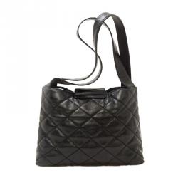 مملوكة مسبقًا حقيبة شانيل فينتدج جلد كافيار أسود للكتف