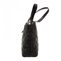 مملوكة مسبقًا حقيبة شانيل فينتدج جلد كافيار أسود للكتف