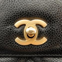 مملوكة مسبقًا حقيبة شانيل فينتدج جلد كافيار أسود للكتف