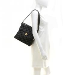 Pre Owned Chanel Black Quilted Lambskin Double Sided Medium Vertical Tote