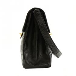 Pre Owned Chanel Black Quilted Lambskin Double Sided Medium Vertical Tote