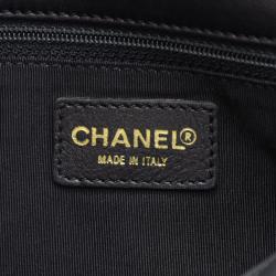 مملوكة مسبقًا حقيبة شانيل شوكوليت بار جلد خروف أسود مبطن للكتف