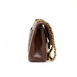 مملوكة مسبقًا حقيبة كتف شانيل 2.55 بغطاء مزدوج جلد مبطن بني شوكولا