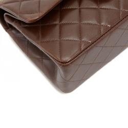 مملوكة مسبقًا حقيبة كتف شانيل 2.55 بغطاء مزدوج جلد مبطن بني شوكولا