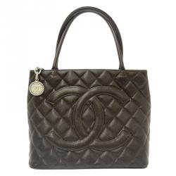 مملوكة مسبقًا Chanel Dark Brown Quilted Caviar Medallion Tote