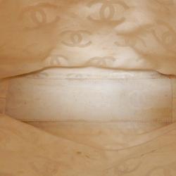 Pre Owned حقيبة شانيل جلد خروف أبيض مبطن صغيرة بغرزة عريضة