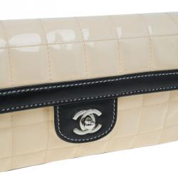 Pre Owned Chanel Beige / Black Patent Leather East West Flap Bag