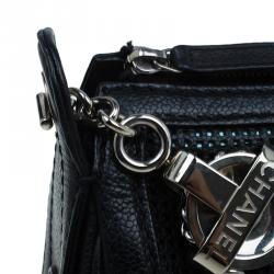 مملوكة مسبقًا Chanel Black Perforated Leather Pulley Camera Case Shoulder Bag