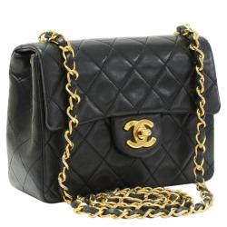 Pre Owned حقيبة شانيل فينتيدج كلاسيك ميني جلد خروف أسود مبطن قلاب