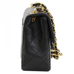 Pre Owned حقيبة شانيل فينتيدج كلاسيك ميني جلد خروف أسود مبطن قلاب