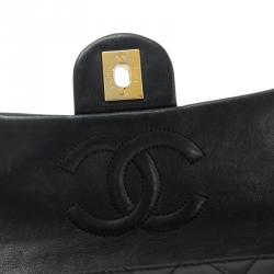 Pre Owned حقيبة شانيل فينتيدج كلاسيك ميني جلد خروف أسود مبطن قلاب