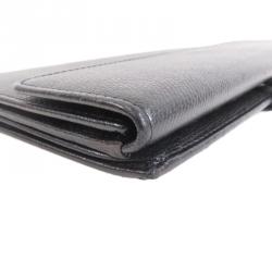 مملوكة مسبقًا محفظة شانيل كونتينينتال جلد كافيار CC أسود