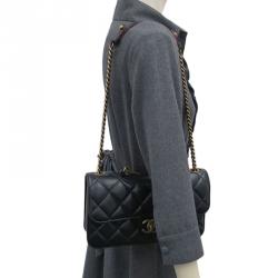Pre Owned Chanel Black Quilted Lambskin Flap Bag
