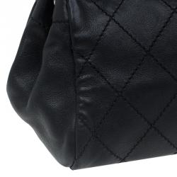 Pre Owned حقيبة كتف شانيل جلد أسود مبطن بخياطة عريضة وسلسلة