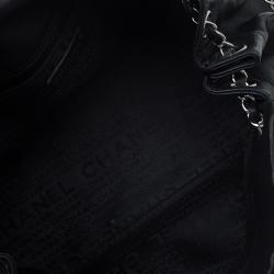 Pre Owned حقيبة كتف شانيل جلد أسود مبطن بخياطة عريضة وسلسلة