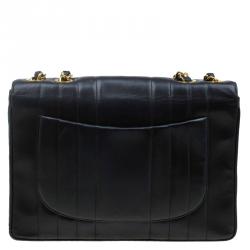 مملوكة مسبقًا حقيبة شانيل قلاب واحد كلاسيك ماكسي فينتدج جلد سوداء