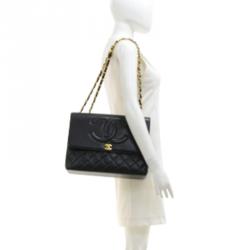 CHANEL maxi jumbo bag in pearl grey quilted leather - VALOIS VINTAGE PARIS