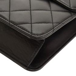 Pre Owned Chanel Black Quilted Leather Mini Square Flap Bag