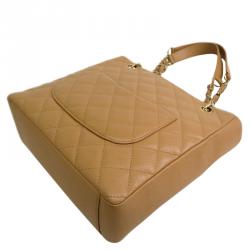 مملوكة مسبقًا Chanel Brown Quilted Caviar Leather Petite Shopping Tote
