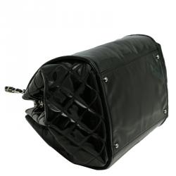 مملوكة مسبقًا حقيبة يد شانيل CC جلد لامعة سوداء