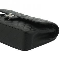 مملوكة مسبقًا Chanel Black Quilted Caviar Classic Medium Single Flap Bag