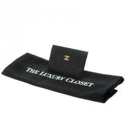 مملوكة مسبقًا Chanel Black Leather CC Card Holder 