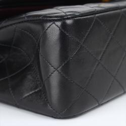 Pre Owned Chanel Black Quilted Lambskin Medium Vintage Classic Double Flap Bag
