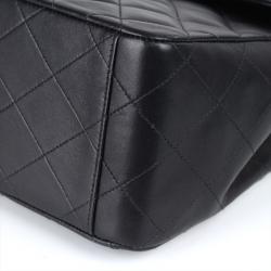 Pre Owned Chanel Black Quilted Lambskin Maxi Jumbo Vintage Classic Flap Bag