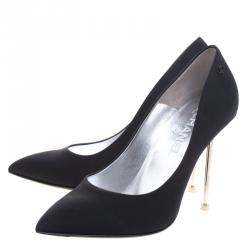 مملوكة مسبقًا Chanel Black Silk Crepe Pointed Toe Pumps Size 39