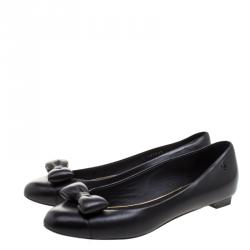 Pre Owned حذاء فلات شانيل جلد أسود بفيونكة مزينة مقاس 39