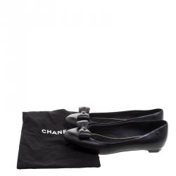 Pre Owned حذاء فلات شانيل جلد أسود بفيونكة مزينة مقاس 39