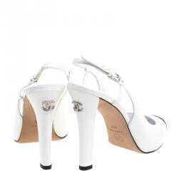 Chanel Monochrome Leather Cap Toe CC Embellished Slingback Sandals Size 40
