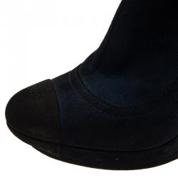 Pre Owned Chanel Navy Blue Suede CC Cap Toe Ankle Boots Size 39