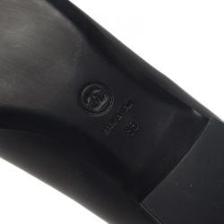 Pre Owned حذاء باليرينا فلات شانيل زهرة الكاميليا جلد أسود وأبيض مقاس 38